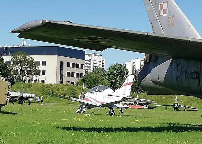 Romantic Sky Apartment- 15th Floor 아파트 *